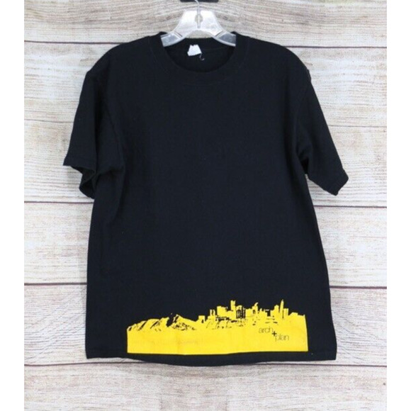 VINTAGE Anvil Mens Crew Neck T-Shirt Size Medium Black Yellow - Picture 1 of 8